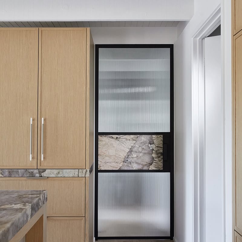 usirondoor- single glass door interior